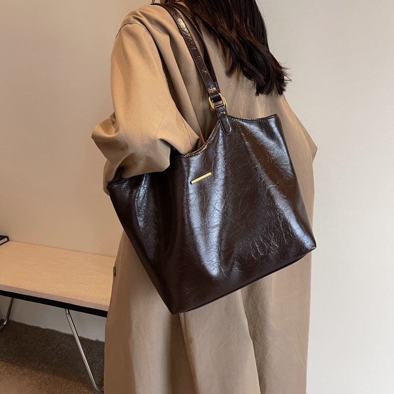 New fashion retro commuter tote bag senior sense handbag shoulder bag