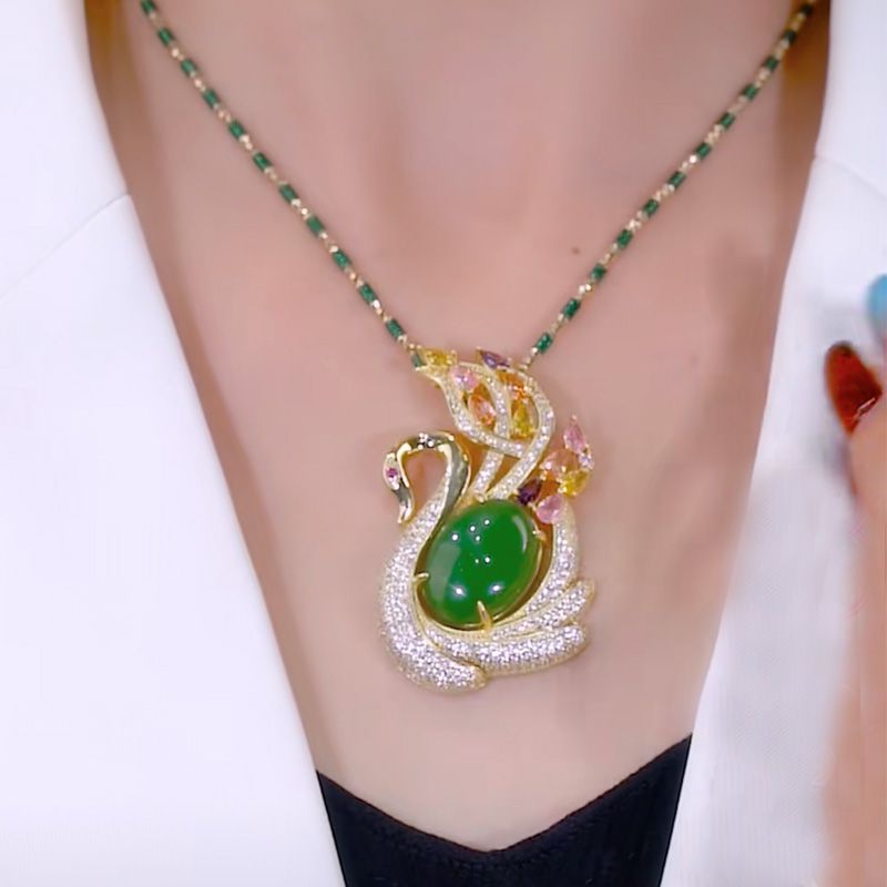 Luxurious Jasper Swan Emerald Necklace