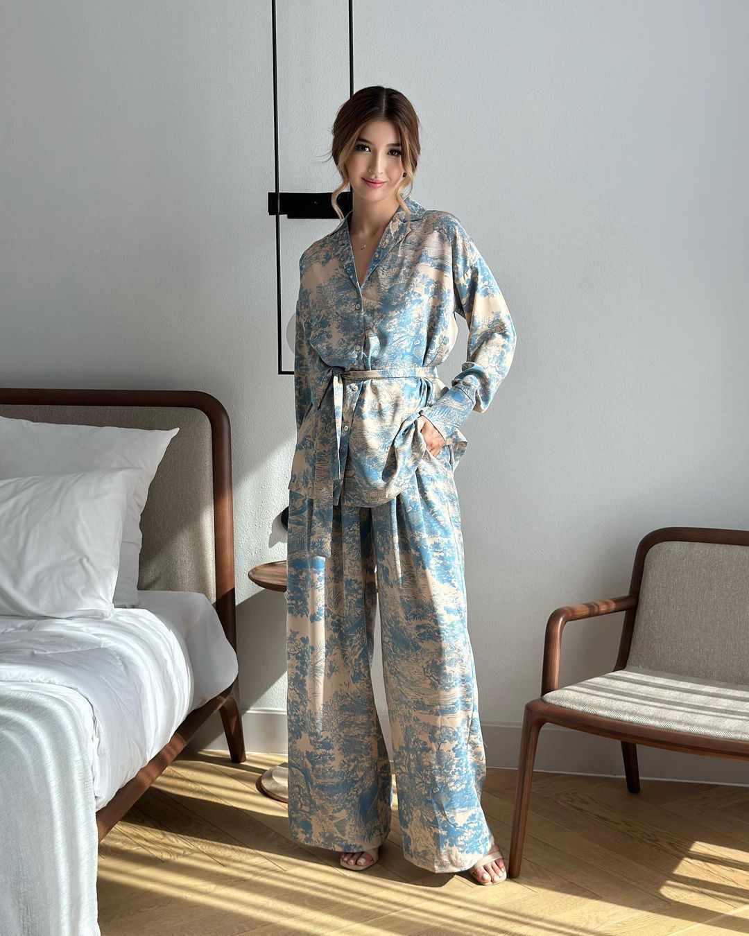 Fashion French Print Long Sleeve Tie Shirt High Waist Wide Leg Pants Women's Suit