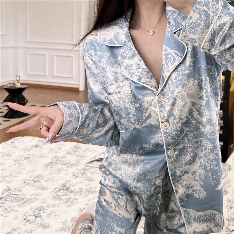 （30% Off Any Two Items）Ice silk pajamas ladies summer long-sleeved new summer air-conditioned room cool feeling spring and autumn home wear suit