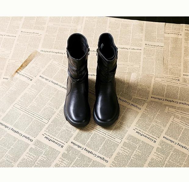 （25% off any two items）Autumn and winter large size round toe flat heel women's Martin boots wholesale